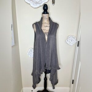 NTM: Cascade Duster Gray Fringe Vest Perfect for Layering
Size OS